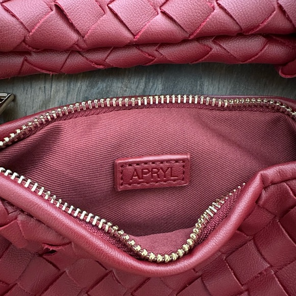 Women's Burgundy Knotted Woven Hobo Bag - Picture 7 of 12